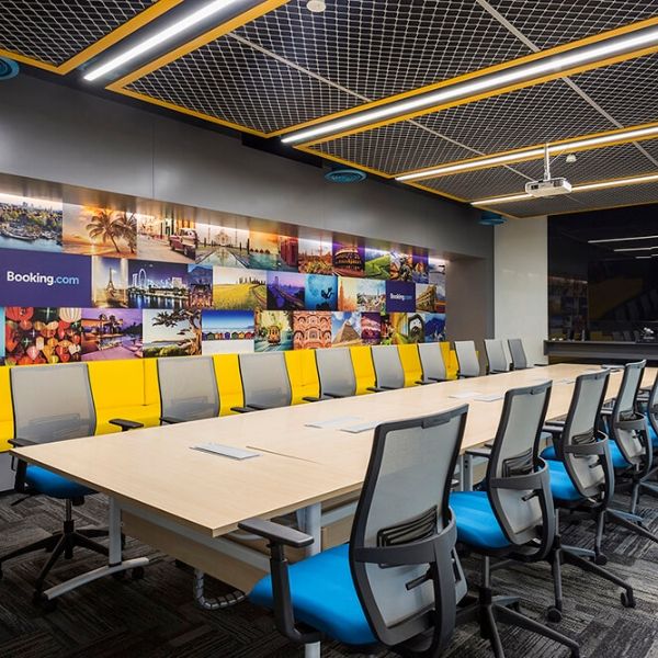 The office is installed with expanded metal ceiling.